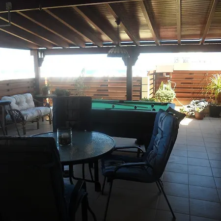 Great Sea View One Bedroom Flat, Free Internet *