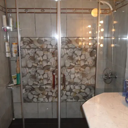 Great Sea View One Bedroom Flat, Free Internet *