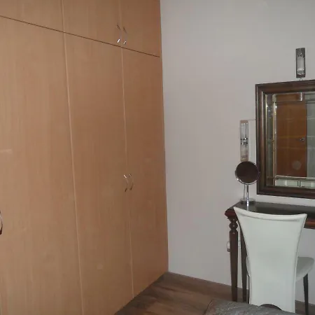Great Sea View One Bedroom Flat, Free Internet Апартаменты *